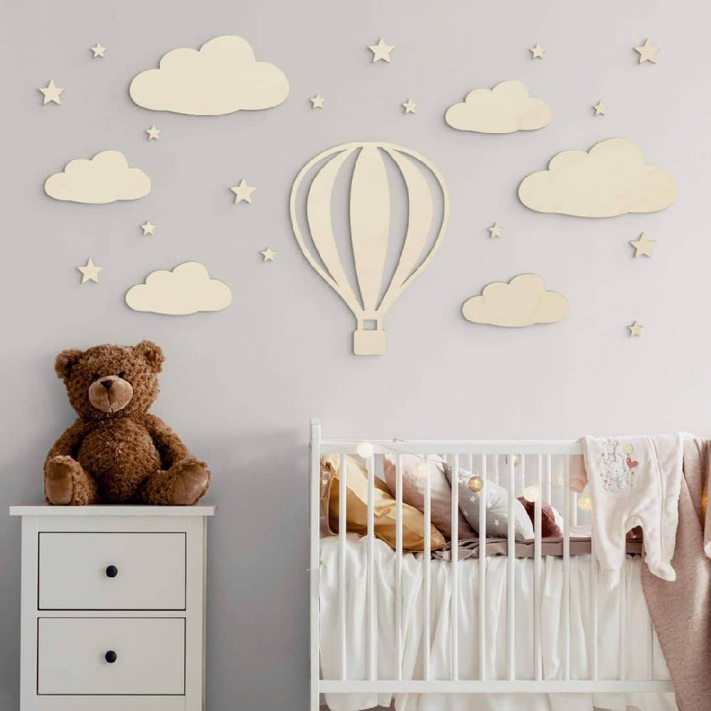 Kaeppel Kinderzimmer Wanddeko Heißluftballon mit Wolken und Sterne Set - Pappelholz