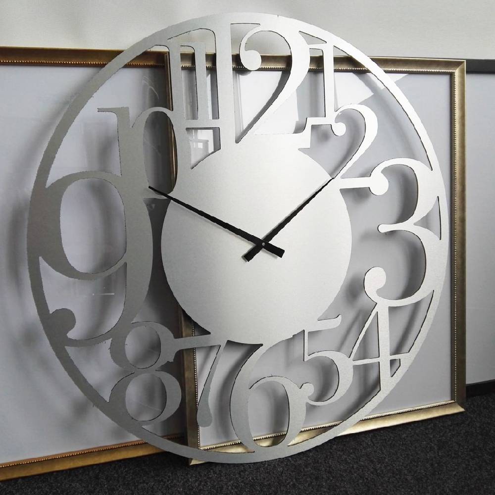 Kaeppel XXL Wanduhr Alu-Dibond-Silbereffekt - Modern - Ø 70 cm Kostenloser Versand