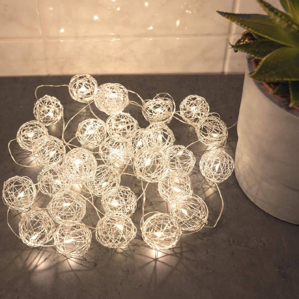 Kaeppel LED Lichterkette Drahtkugeln Silber 20-teilig