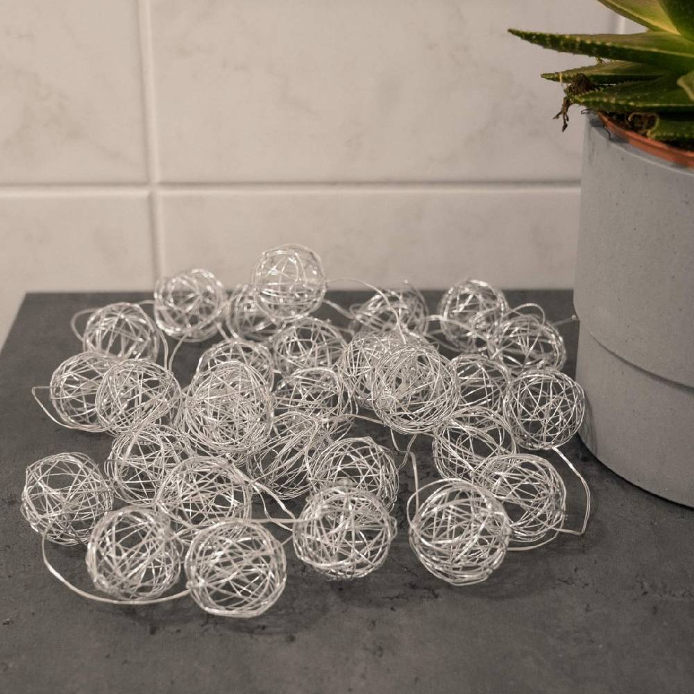 Kaeppel LED Lichterkette Drahtkugeln Silber 20-teilig Großer Ausverkauf