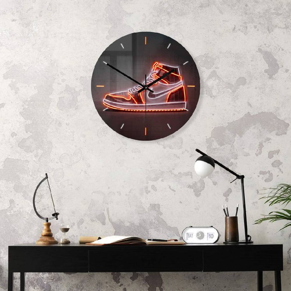 Kaeppel Wanduhr aus Glas - Mielu - Sneaker - Ø 30 cm Saisonschlussverkauf