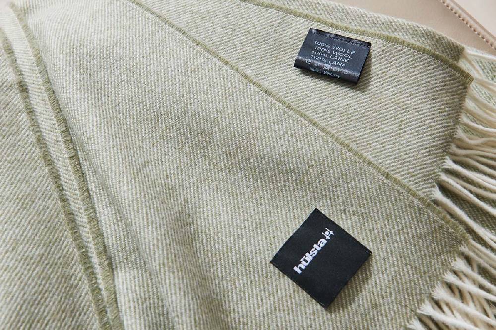 Hülsta hülsta – Plaid – Wolle Nur für heute