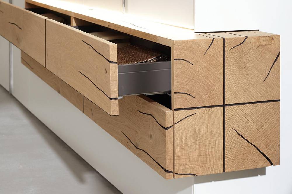 Hülsta GENTIS – Kleiderschrank Clearance-Verkauf