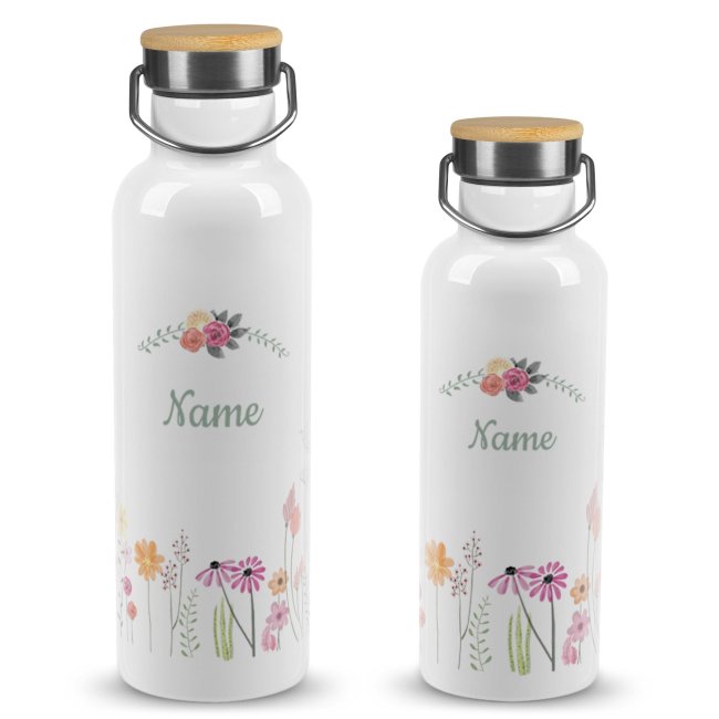 Tassendruck Trinkflasche mit Bambusdeckel - Wildblumen - mit Name - Weiß