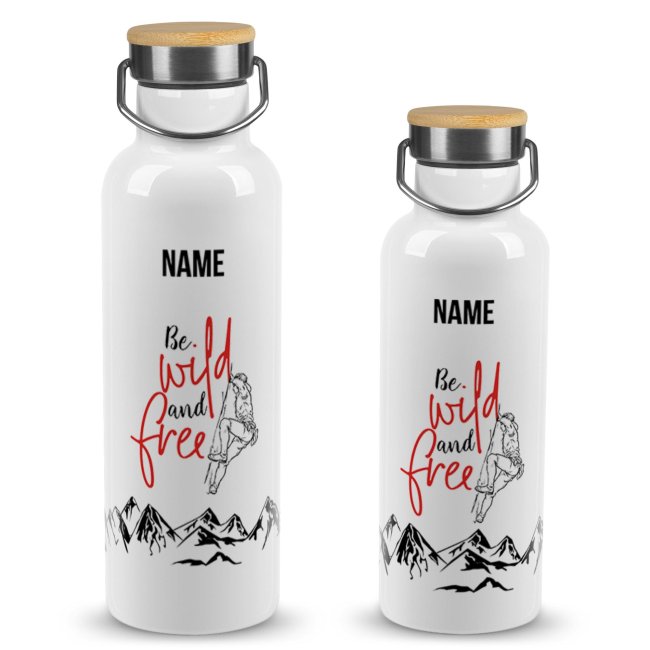Tassendruck Trinkflasche mit Bambusdeckel - Be wild and free Mann - mit Name - Weiß